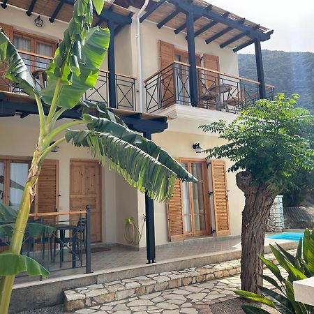 Villa Saint George นิเกียนา ภายนอก รูปภาพ